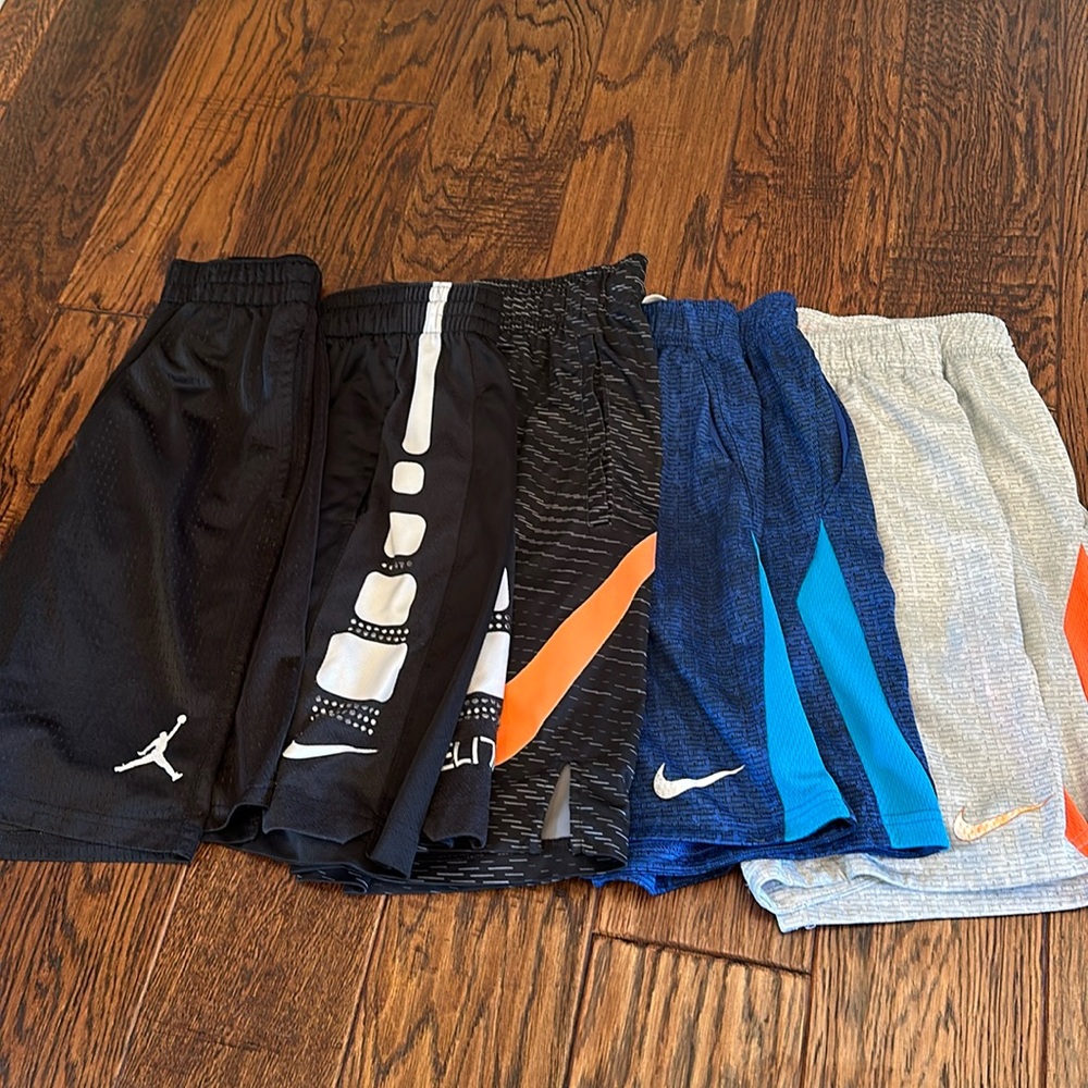 Five Nike/Jordan shorts